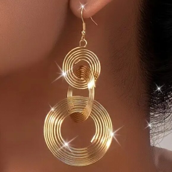 Elegant 14k Gold Plated Multi-Layered Circular Dangle Statement Earrings - Picture 3 of 3